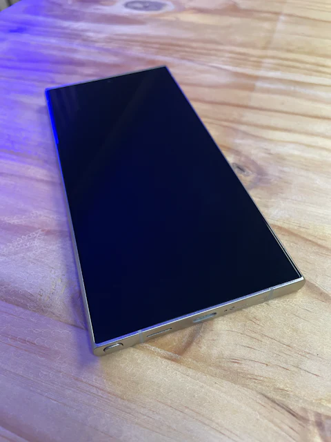 Samsung S24 Ultra 5G 512GB Titanium Black - Excellent Condition