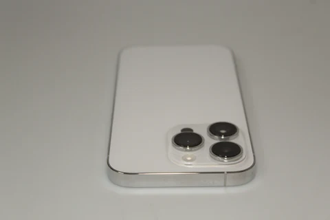 iPhone 14 Pro 128GB Silver - Renewed Condition