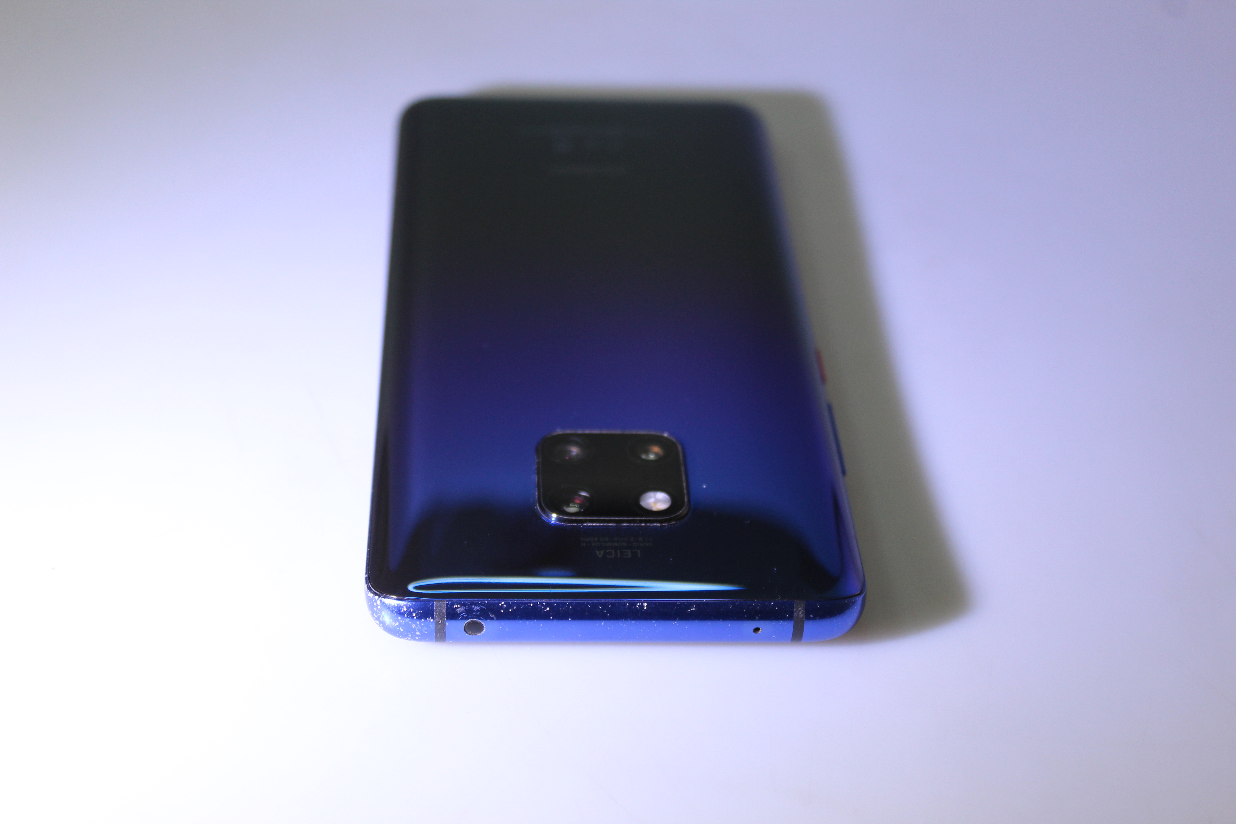 Buy a Huawei Mate 20 Pro 128GB Twilight | Phonetradr