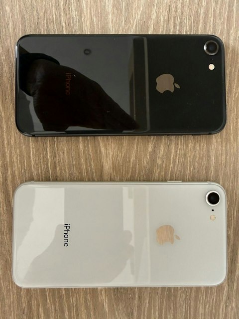 Apple iPhone 8