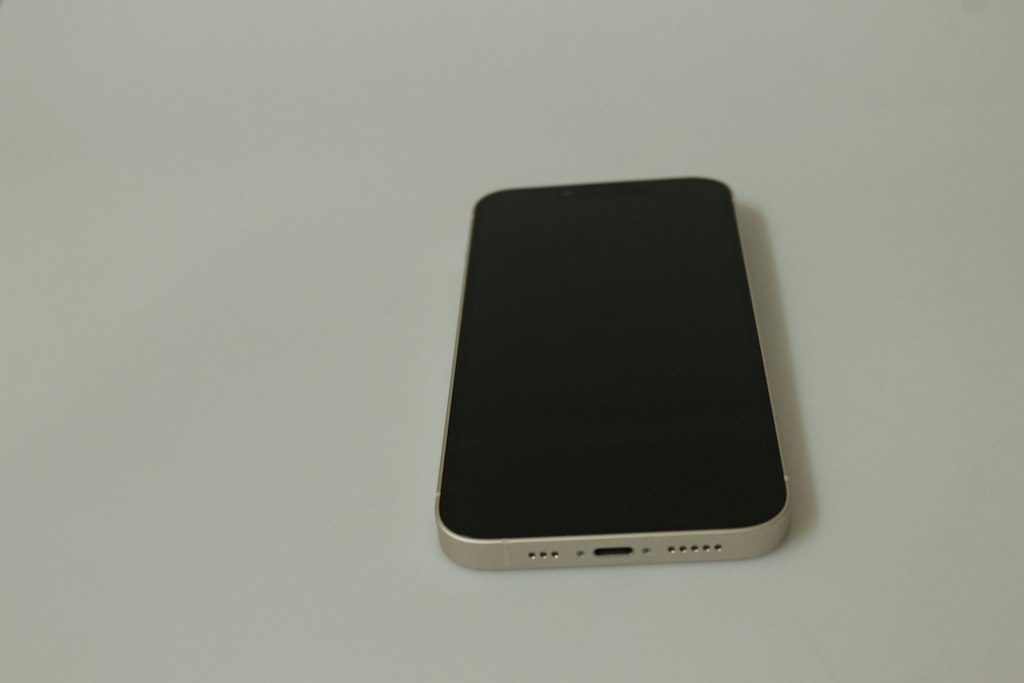 Apple iPhone 14
