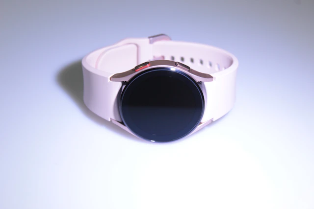 Samsung Watch4 16GB Black - Brand New (opened) Condition