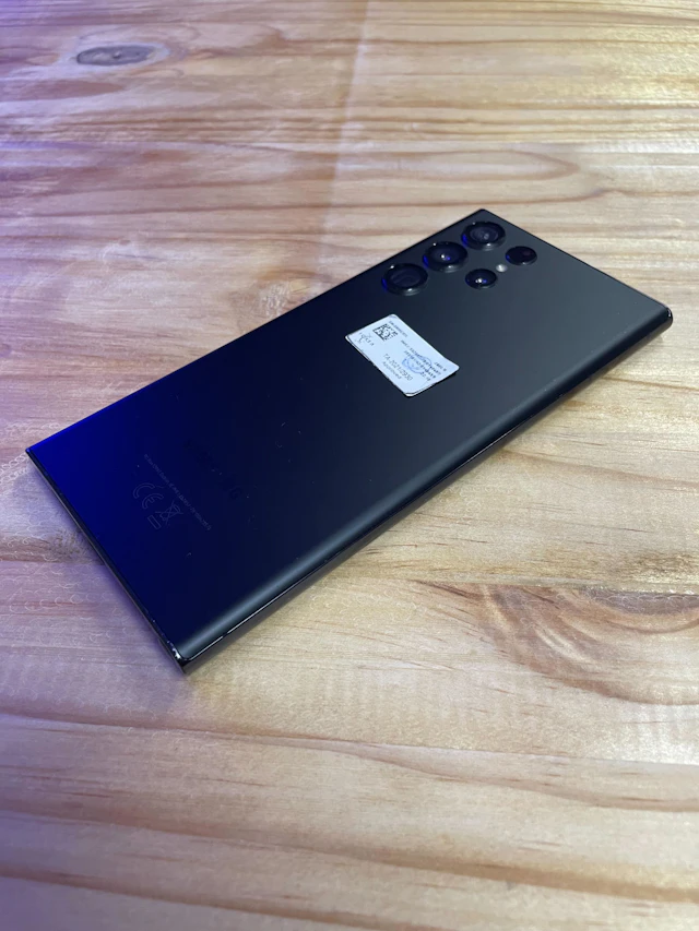 Samsung Galaxy S22 Ultra  — photo 3