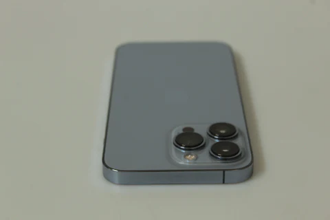 iPhone 13 Pro 1000GB Sierra Blue - Like New Condition