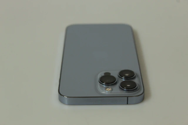 iPhone 13 Pro 1000GB Sierra Blue - Like New Condition