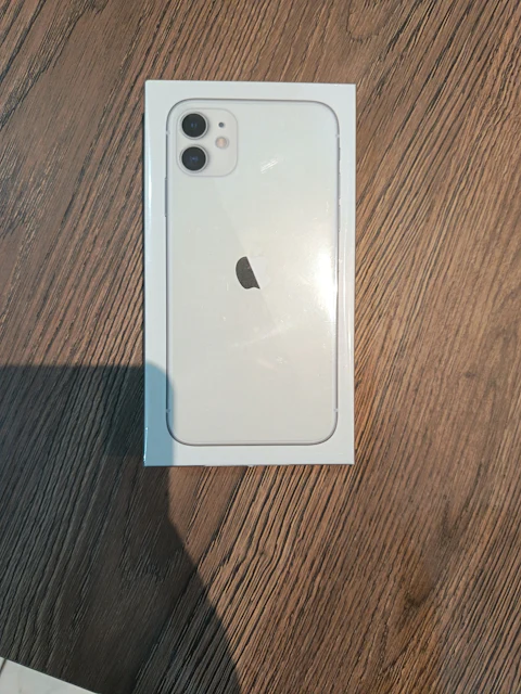 iPhone 11 128GB White - Like New Condition