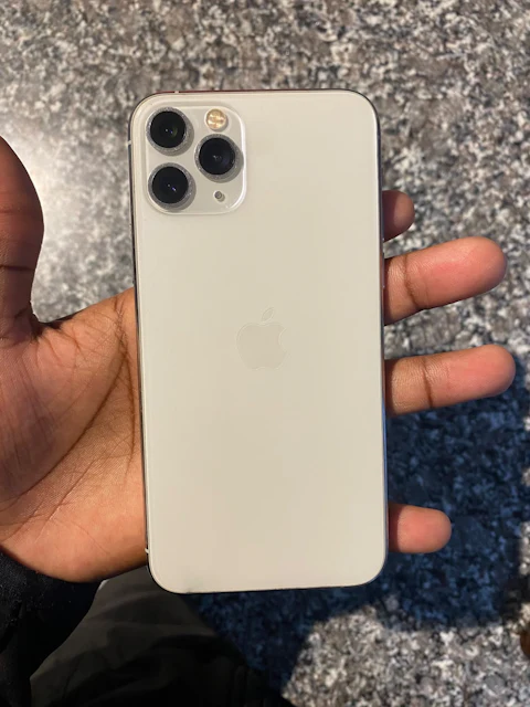 iPhone 11 Pro 64GB Silver - Good Condition