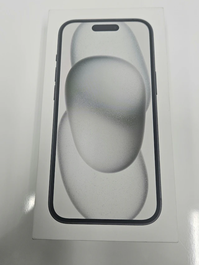 Apple iPhone 15