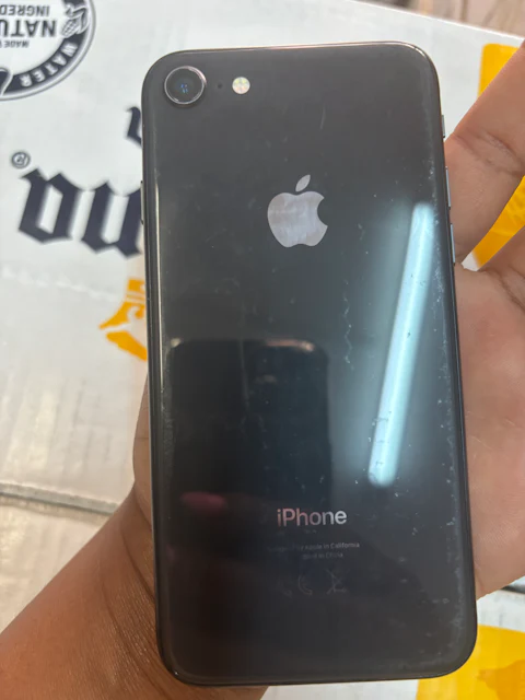 iPhone 8 64GB Space Gray - Good Condition